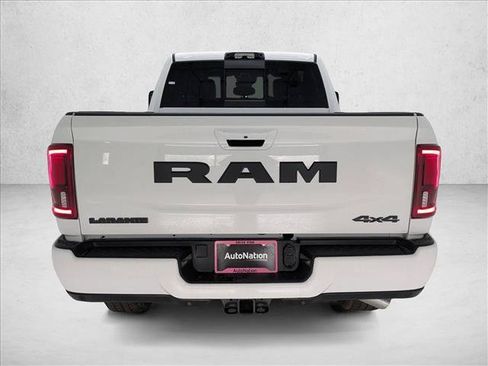 New 2026 RAM 2500 Laramie AWD/4WD image 7