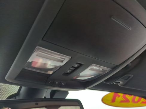 Used 2021 Dodge Challenger SXT w/ Plus Package image 35