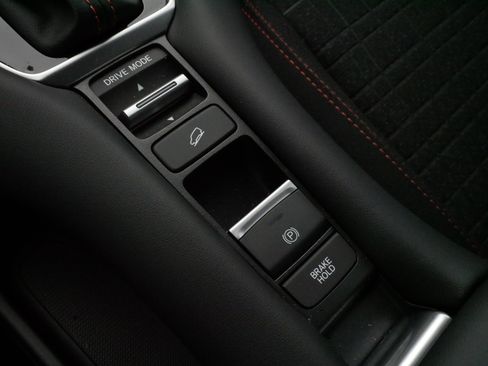 Certified 2026 Honda HR-V Sport image 25