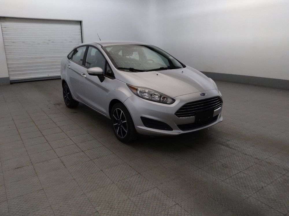 Used 2018 Ford Fiesta SE w/ Cold Weather Package FWD image 13