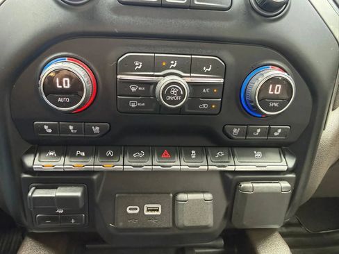 Used 2019 Chevrolet Silverado 1500 LTZ w/ Technology Package AWD/4WD image 31