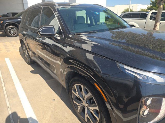 Used 2021 Hyundai Palisade Limited FWD image 3