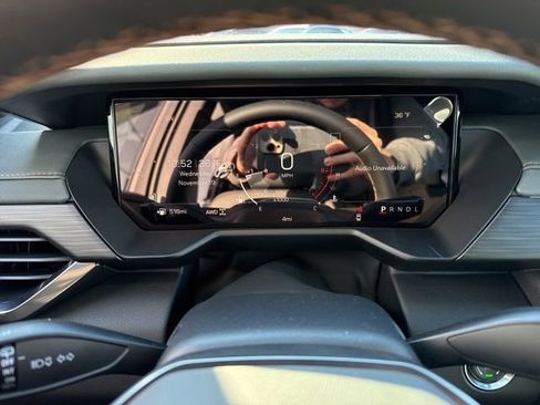 New 2026 GMC Acadia AT4 w/ Luxury Package image 20