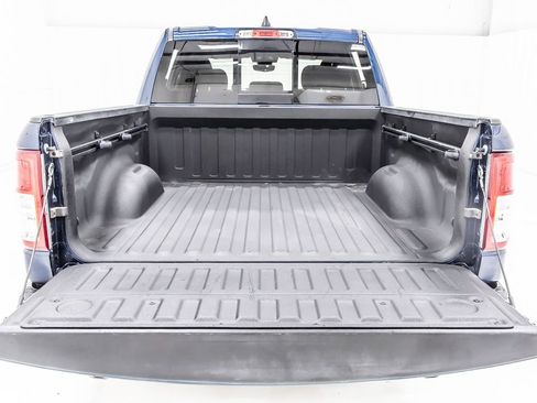 Used 2022 RAM 1500 Big Horn AWD/4WD image 37