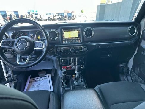 Used 2022 Jeep Wrangler Unlimited Rubicon 4xe AWD/4WD image 14