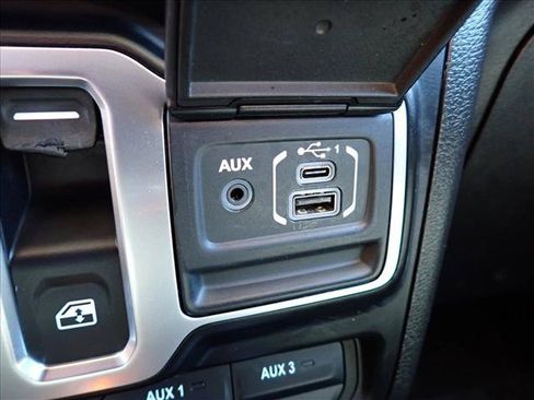 Used 2021 Jeep Wrangler Sport AWD/4WD image 15
