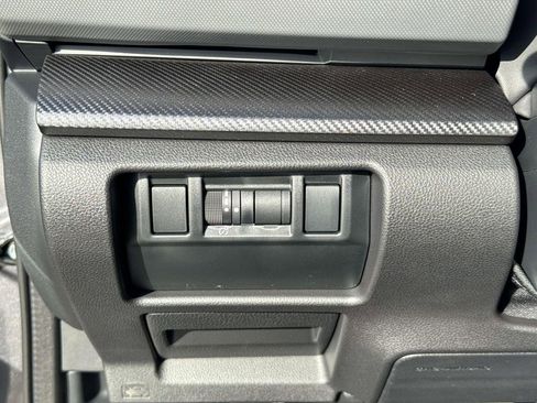 New 2025 Subaru Crosstrek 2.5i Limited w/ Crosstrek Mirror Package image 14