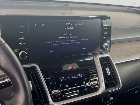 Used 2023 Kia Sorento S w/ Panoramic Sunroof Package AWD/4WD image 15