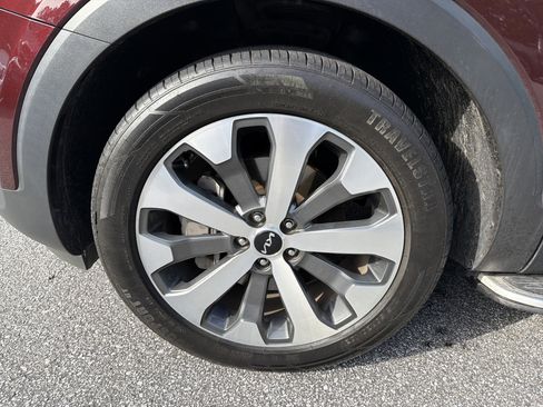 Used 2022 Kia Telluride S FWD image 7