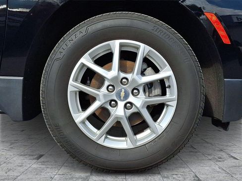 Used 2023 Chevrolet Equinox LT AWD/4WD image 8