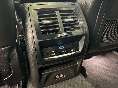 Used 2022 BMW X4 xDrive30i w/ Convenience Package image 34