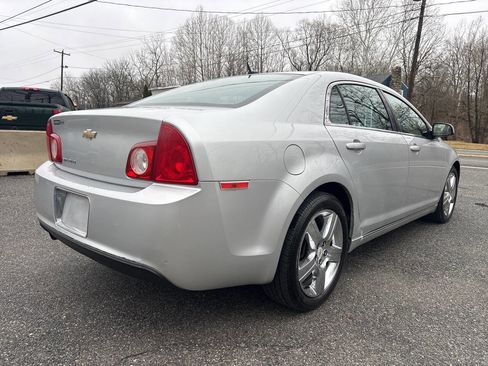 Used 2011 Chevrolet Malibu LT image 11
