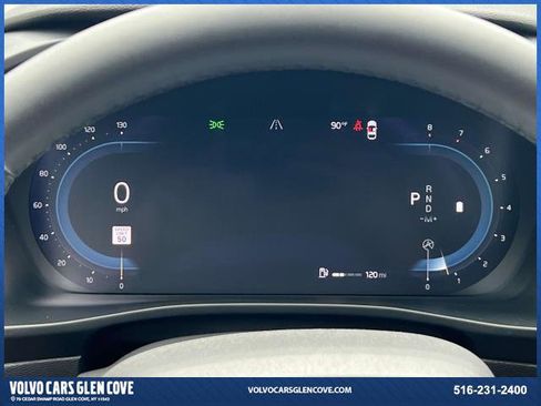 Certified 2024 Volvo XC40 B5 Plus w/ Protection Package Premier image 25