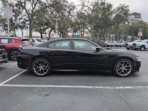 Used 2022 Dodge Charger GT image 6