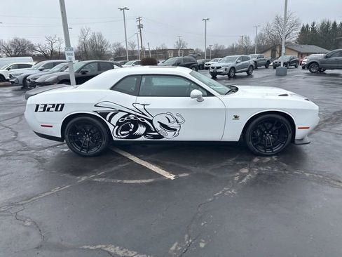 Used 2023 Dodge Challenger R/T Scat Pack image 3