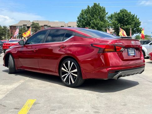 Used 2019 Nissan Altima 2.5 SR w/ SR Premium Package FWD image 4