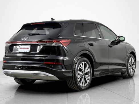 Used 2023 Audi Q4 e-tron Premium Plus w/ Premium Plus RWD image 5
