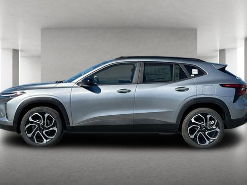 New 2026 Chevrolet Trax RS image 7