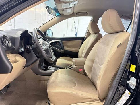 Used 2010 Toyota RAV4 Sport Utility 4D image 9