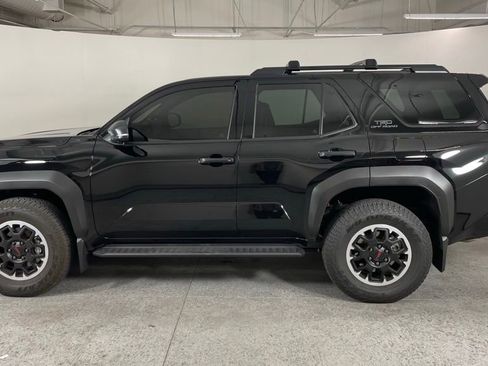 Used 2025 Toyota 4Runner TRD Off-Road Premium w/ Tow Technology Package AWD/4WD image 6