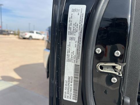 Used 2024 RAM 2500 Big Horn image 25