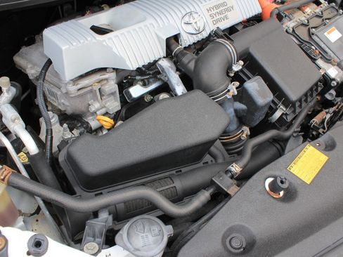 Used 2013 Toyota Prius V Two FWD image 25