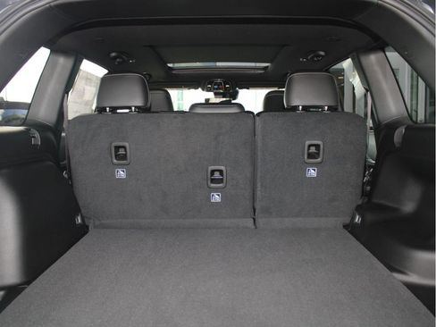 New 2025 Jeep Grand Cherokee Limited w/ Black Appearance Package image 34