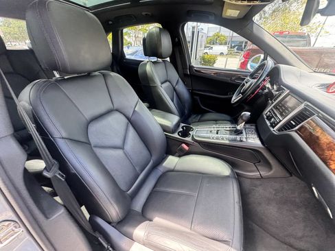 Used 2016 Porsche Macan S AWD/4WD image 27
