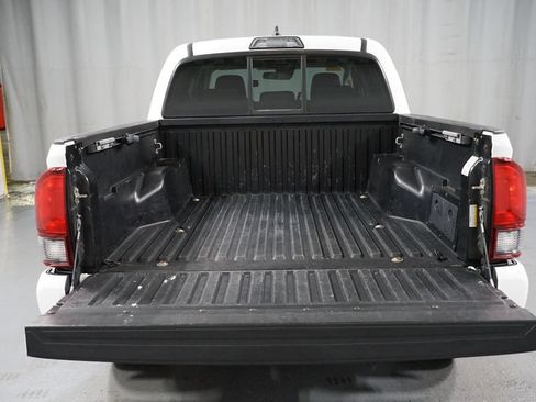 Used 2019 Toyota Tacoma SR w/ SR Convenience Package RWD image 30