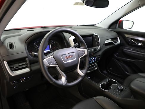 Certified 2024 GMC Terrain SLT w/ Infotainment Package II image 11