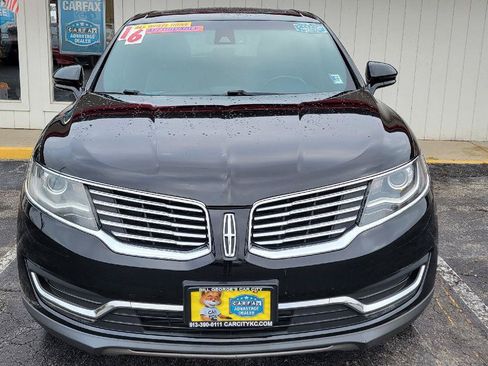 Used 2016 Lincoln MKX Select w/ Select Plus Package AWD/4WD image 2