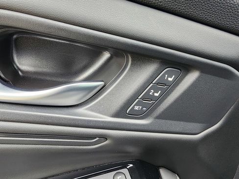 Used 2023 Honda Accord Touring image 16