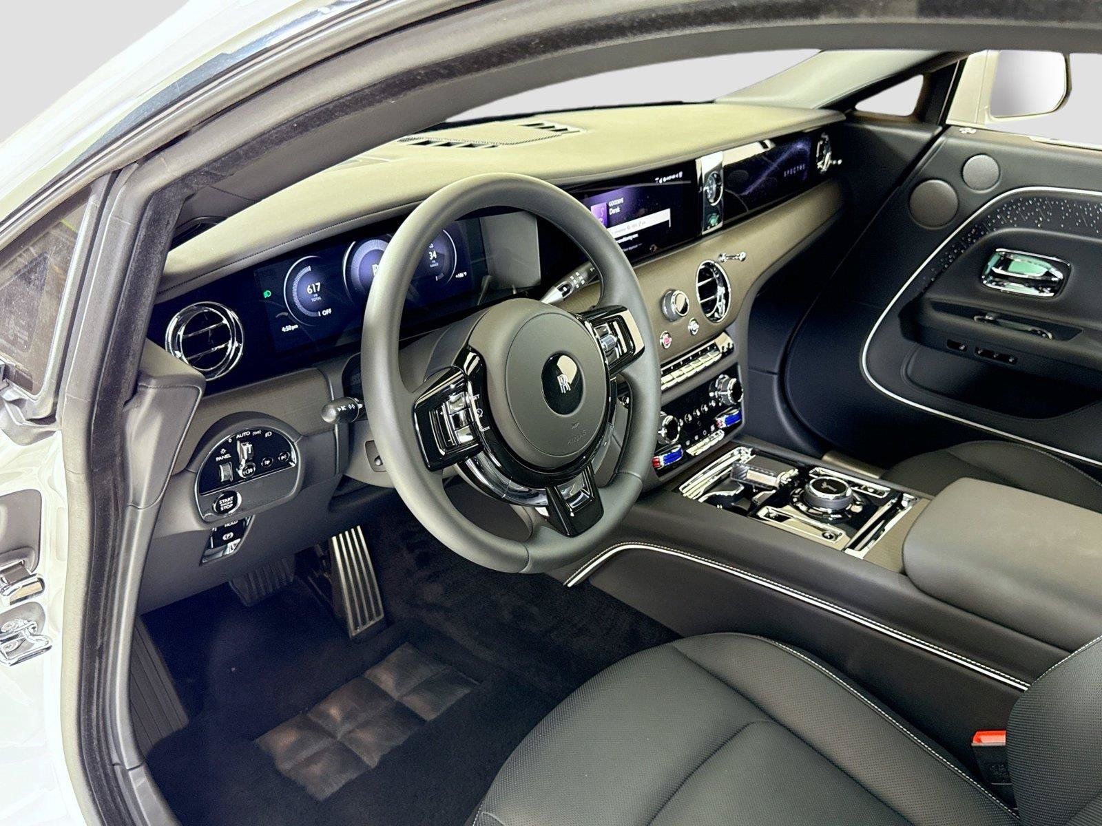 Used 2025 Rolls-Royce Spectre AWD/4WD image 13