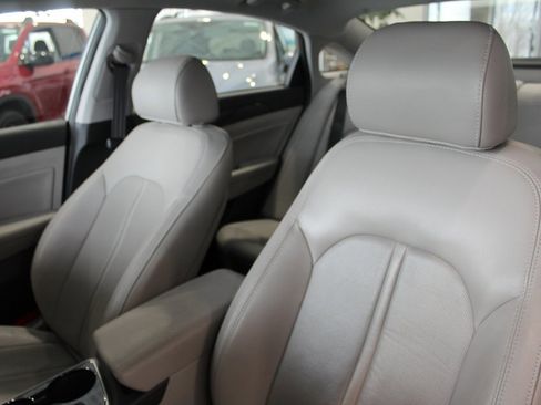 Used 2019 Hyundai Sonata Limited image 14