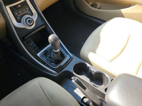 Used 2012 Hyundai Elantra GLS w/ Comfort Pkg 2 FWD image 24
