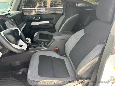 Used 2025 Ford Bronco 2-Door w/ Sasquatch Package AWD/4WD image 12