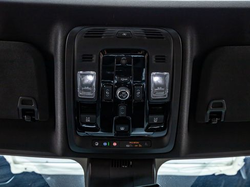 Used 2026 GMC Yukon XL Denali Ultimate AWD/4WD image 29