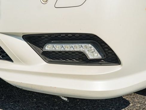Used 2011 Mercedes-Benz E 550 Cabriolet image 18