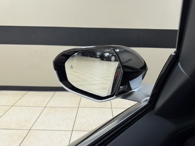 Used 2025 BMW 530i RWD image 20