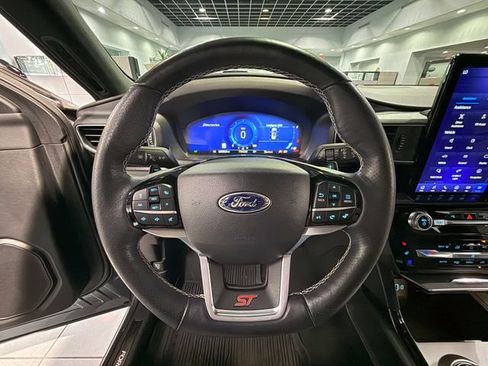 Used 2022 Ford Explorer ST w/ Equipment Group 401A image 17