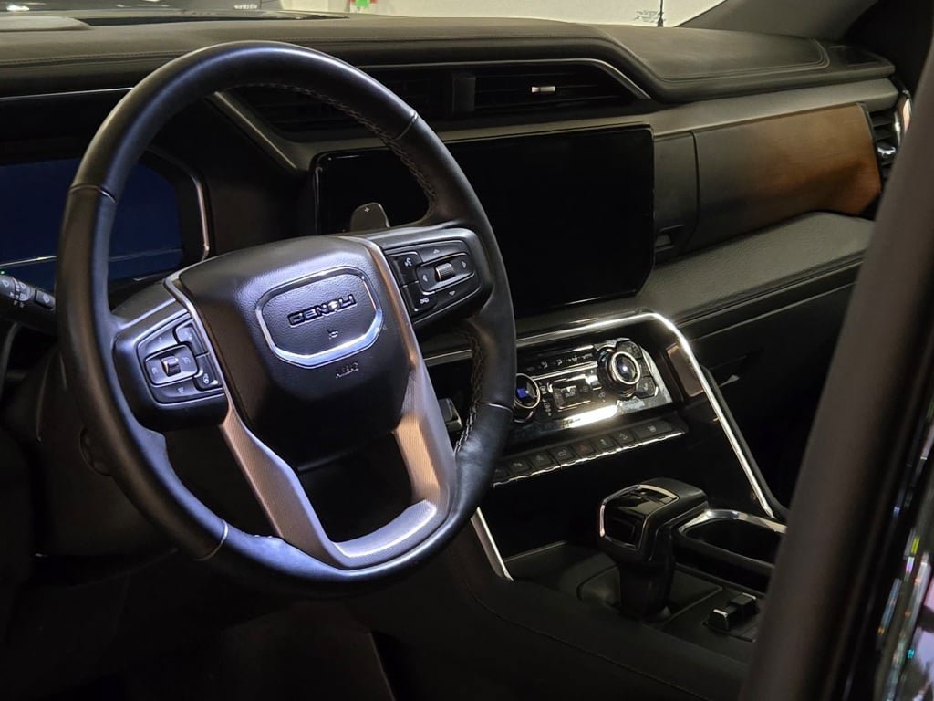 Certified 2023 GMC Sierra 1500 Denali AWD/4WD image 24