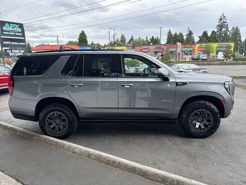 Used 2021 GMC Yukon AT4 w/ AT4 Premium Package AWD/4WD image 11