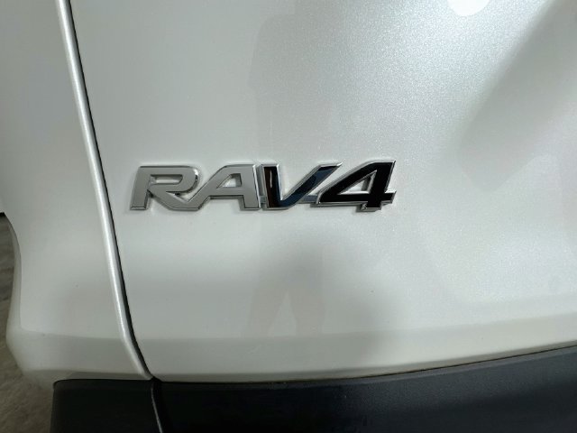 Used 2025 Toyota RAV4 XLE Premium w/ Weather Package AWD/4WD image 43
