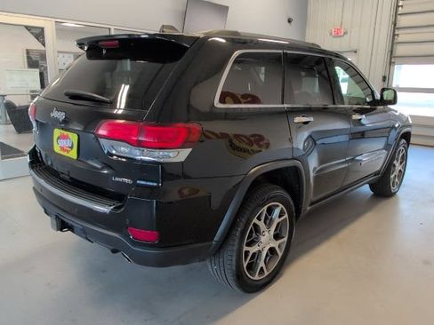 Used 2022 Jeep Grand Cherokee Limited w/ Technology Group AWD/4WD image 5