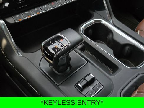 Used 2023 GMC Sierra 1500 Denali Ultimate AWD/4WD image 18