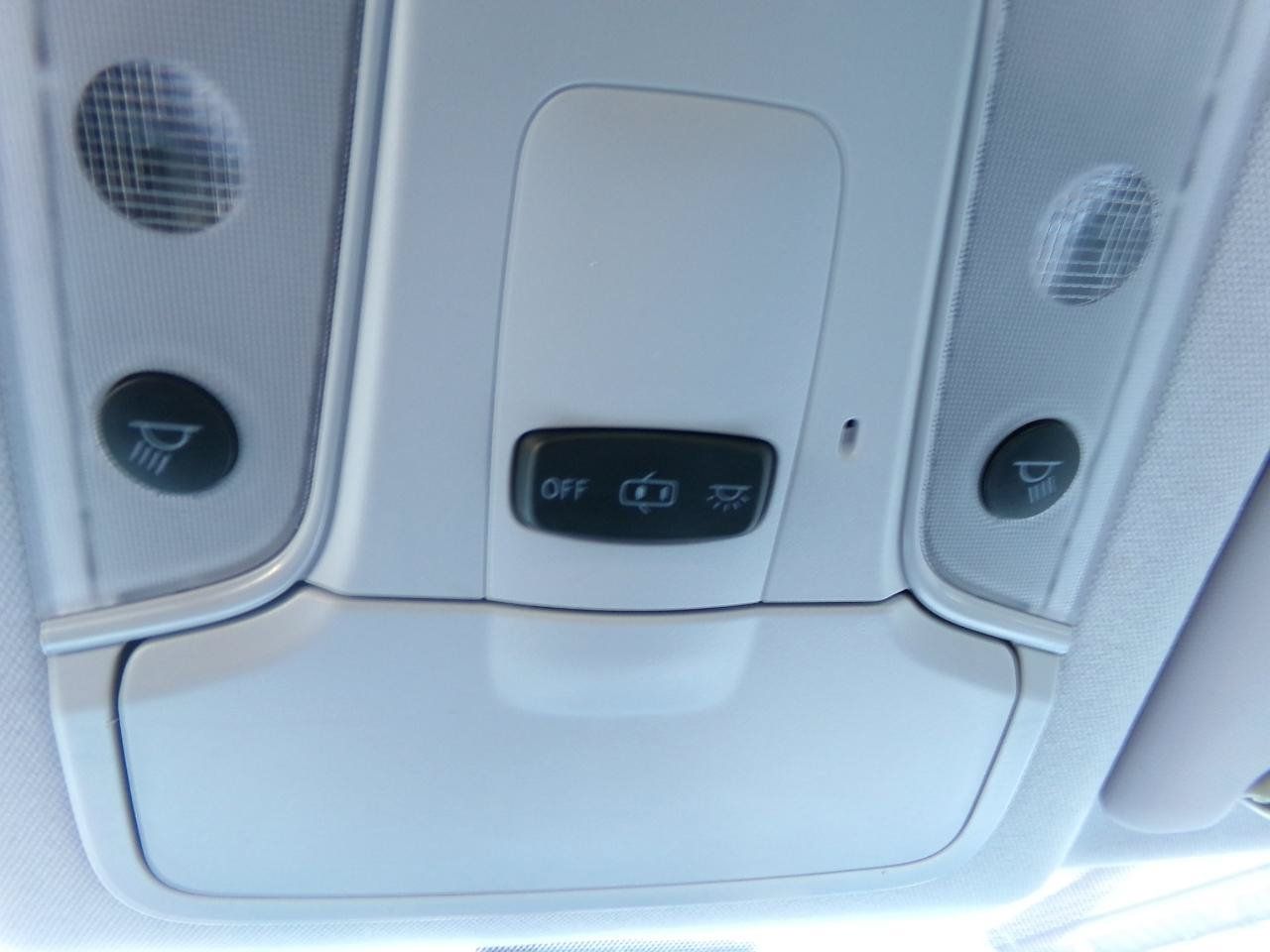 Used 2016 Toyota Prius Two FWD image 18