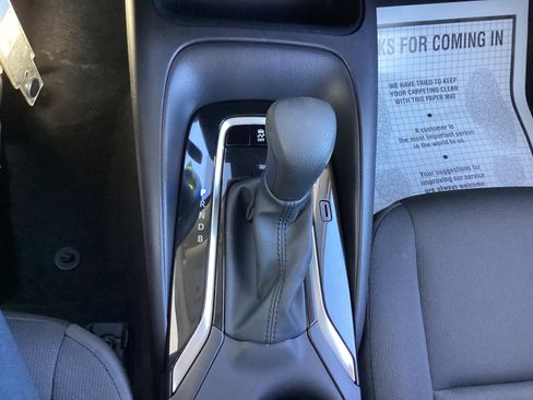 Certified 2025 Toyota Corolla LE image 31