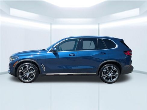 Used 2023 BMW X5 sDrive40i w/ Premium Package RWD image 2