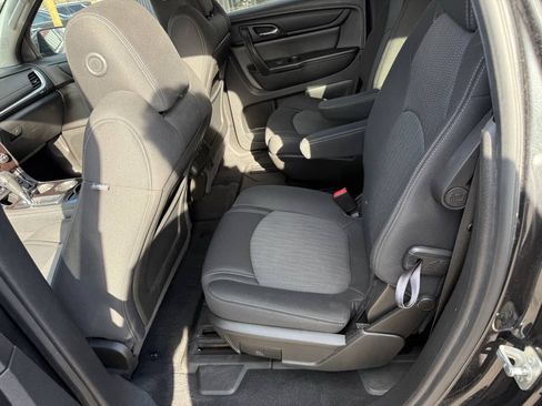 Used 2015 Chevrolet Traverse LT AWD/4WD image 19