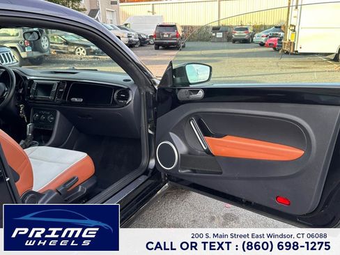 Used 2016 Volkswagen Beetle 1.8T Classic image 12